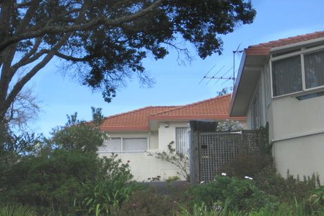 Photo of property in 1/24 Philson Terrace, Browns Bay, Auckland, 0630
