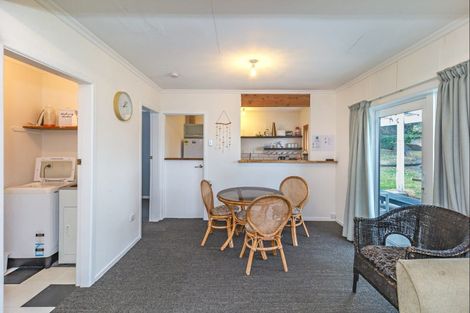 Photo of property in 4 Hunia Terrace, Himatangi Beach, Foxton, 4891