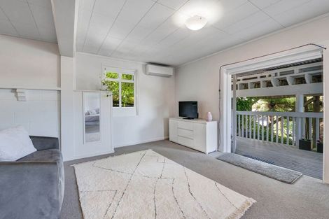 Photo of property in 11 Swann Beach Road, Stanmore Bay, Whangaparaoa, 0932