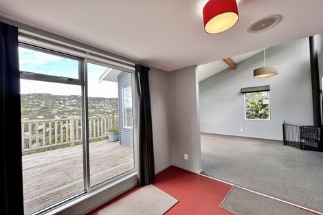 Photo of property in 59 Chartwell Drive, Crofton Downs, Wellington, 6035