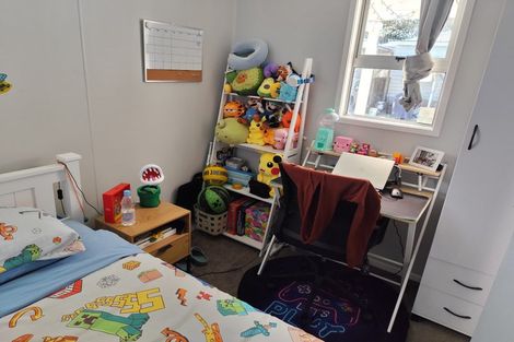 Photo of property in 20 The Esplanade, Eastern Beach, Auckland, 2012