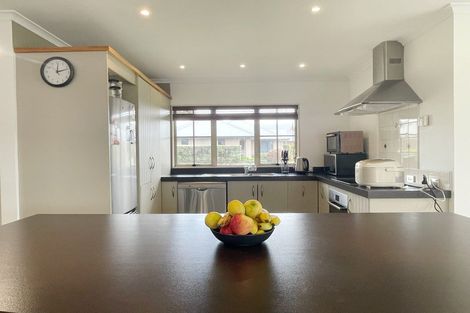 Photo of property in 1 Glenwarrick Court, Rototuna, Hamilton, 3210