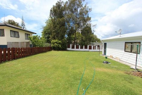 Photo of property in 3 Rimu Road, Manurewa, Auckland, 2102