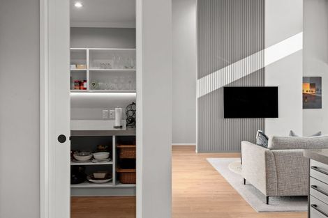 Photo of property in 140 Saint James Drive, Huntington, Hamilton, 3210