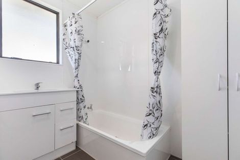 Photo of property in 67b Redcrest Avenue, Red Hill, Papakura, 2110