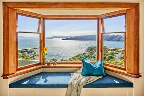 Photo of property in 93 Grafton Road, Roseneath, Wellington, 6011