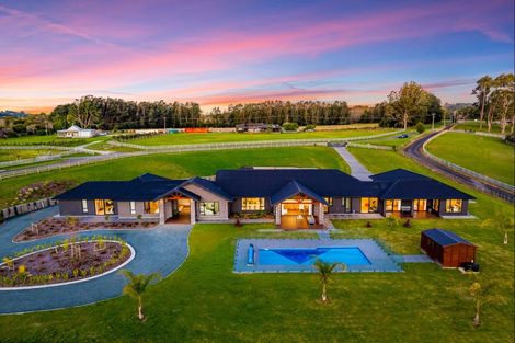 Photo of property in 1 Kaituhi Lane, Coatesville, 0793