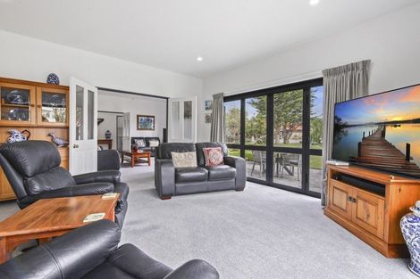 Photo of property in 1 Olivea Place, Oxford, 7430