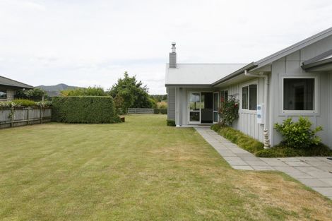 Photo of property in 81 Lisland Drive, Kinloch, Taupo, 3377