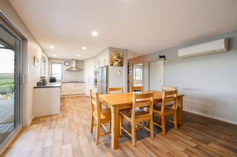 Photo of property in 372 Thorburn Road, Waikouaiti, 9472