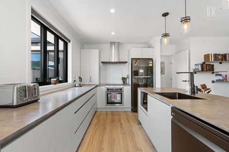 Photo of property in 22 Smitham Drive, Cromwell, 9310