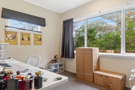 Photo of property in 75 Queen Street West, Levin, 5510