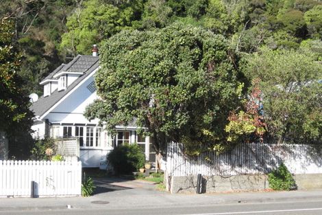 Photo of property in 123 Muritai Road, Eastbourne, Lower Hutt, 5013