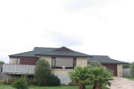 Photo of property in 22 Kotuku Drive, Paraparaumu Beach, Paraparaumu, 5032