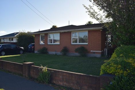 Photo of property in 151 Avonhead Road, Avonhead, Christchurch, 8042