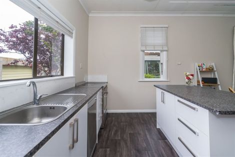 Photo of property in 239 Macandrew Road, Forbury, Dunedin, 9012