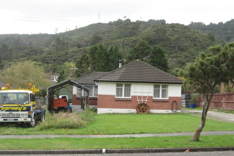Photo of property in 51 Tawhai Street, Stokes Valley, Lower Hutt, 5019