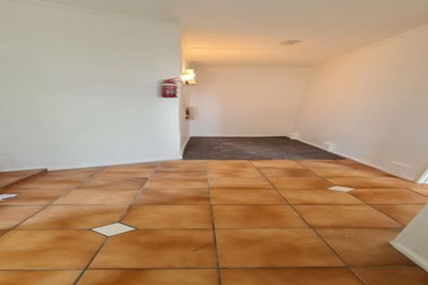 Photo of property in 44 Exmouth Road, Northcote, Auckland, 0627