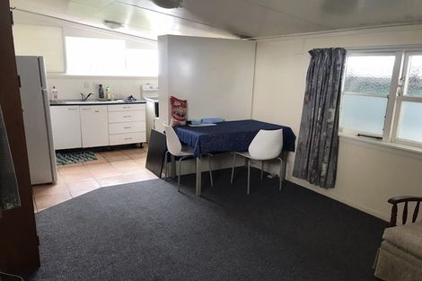 Photo of property in 28 Revans Street, Miramar, Wellington, 6022