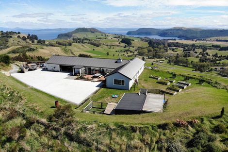 Photo of property in 48 Edge Hill, Acacia Bay, Taupo, 3385