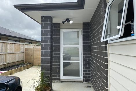 Photo of property in 11 Raymond Grace Avenue, Huapai, Kumeu, 0810