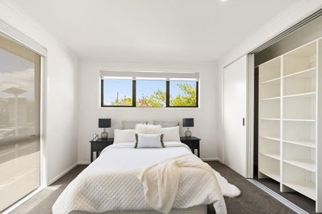 Photo of property in 30c Russell Road, Manurewa, Auckland, 2102