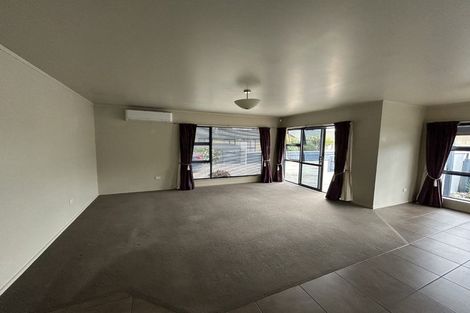 Photo of property in 126a Winchester Street, Levin, 5510