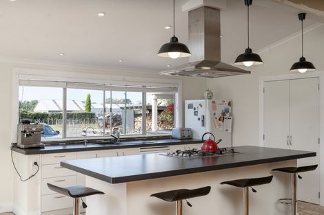 Photo of property in 27 Matahiwi Road, Matahiwi, Masterton, 5888