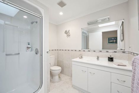 Photo of property in 13 Yasmin Lane, Kinloch, Taupo, 3377