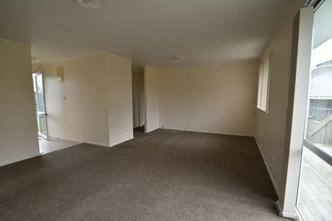 Photo of property in 2/2 Mcdowell Crescent, Hillcrest, Auckland, 0626