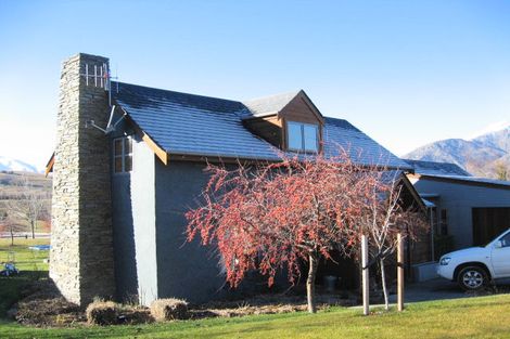 Photo of property in 2 Helmores Lane, Lower Shotover, Queenstown, 9371