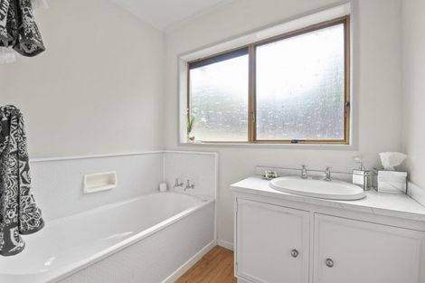 Photo of property in 3/6 Keys Street, Belmont, Auckland, 0622