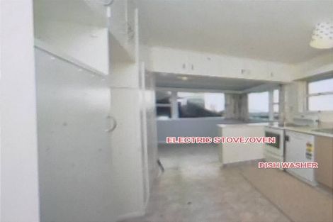 Photo of property in 115 Bleakhouse Road, Mellons Bay, Auckland, 2014