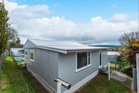 Photo of property in 38 Puriri Street, Hilltop, Taupo, 3330