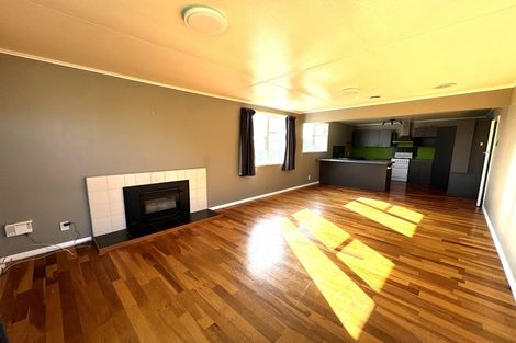 Photo of property in 3 Kupe Place, Highbury, Palmerston North, 4412