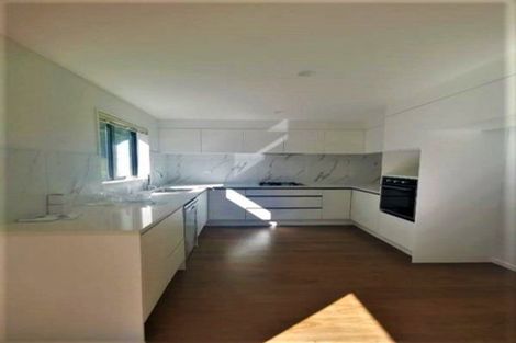 Photo of property in 13c Orton Street, Glenfield, Auckland, 0627