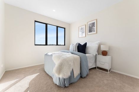 Photo of property in 12 Greenbrier Street, Westgate, 0814