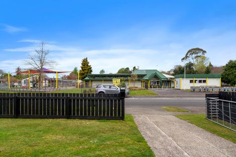 Photo of property in 95 Aquarius Drive, Kawaha Point, Rotorua, 3010