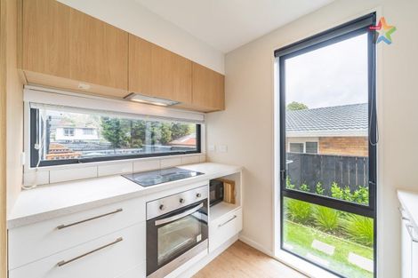 Photo of property in 4/48 Glen Road, Stokes Valley, Lower Hutt, 5019