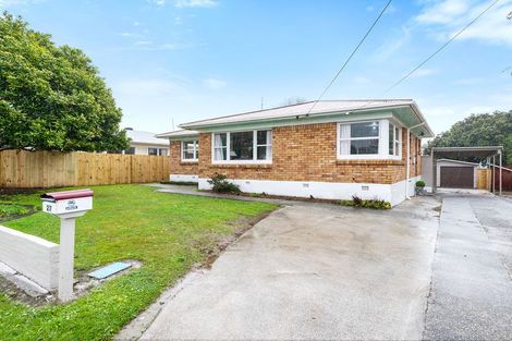 Photo of property in 27 Royston Street, Rosehill, Papakura, 2113