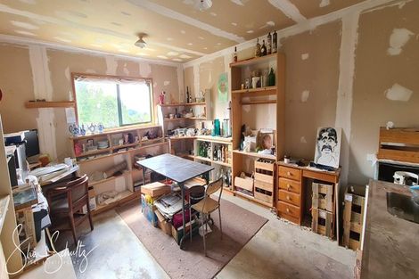 Photo of property in 105 Gorge Road, Maungaturoto, 0520