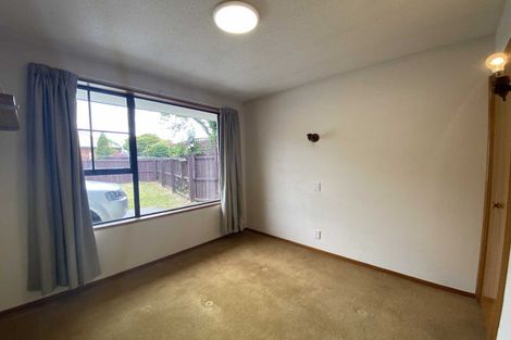 Photo of property in 182 Waimairi Road, Ilam, Christchurch, 8041