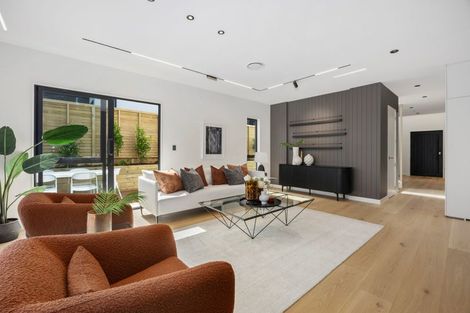 Photo of property in 160 Te Oneroa Way, Long Bay, Auckland, 0630