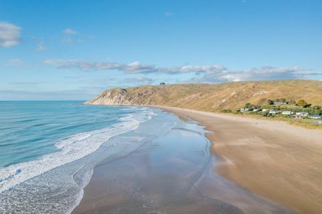 Photo of property in 46 Beach Road, Porangahau, 4293