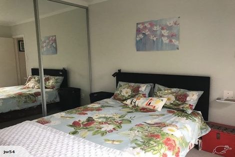 Photo of property in 2/25 Birchfield Road, Hauraki, Auckland, 0622