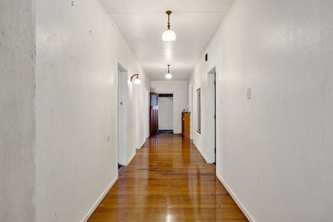 Photo of property in 8 Hadfield Street, Patea, 4520