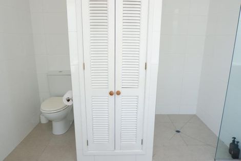 Photo of property in 35 Central Terrace, Kelburn, Wellington, 6012