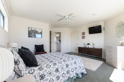 Photo of property in 409b Devonport Road, Tauranga South, Tauranga, 3112