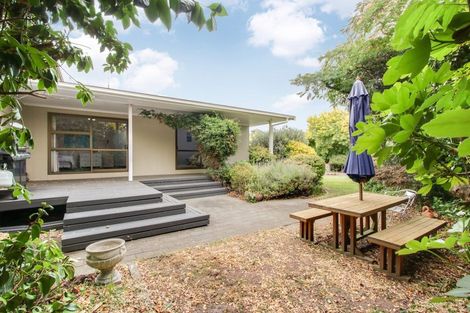 Photo of property in 36 Durham Drive, Havelock North, 4130