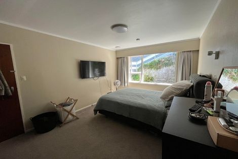 Photo of property in 2/161 Onslow Road, Khandallah, Wellington, 6035